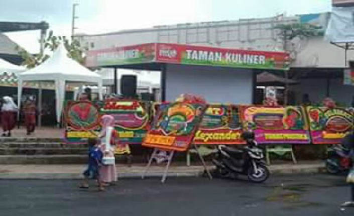 Pasar Raya Padang Hadirkan Taman Kulinerdang Luncurkan Taman Kuliner, Ada Makanan Aman dan Halal Lho