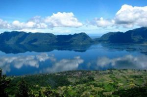 Sejarah Danau Maninjau, dari Kisah Cinta Tak Sampai Sani & Giran a