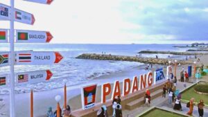 Fakta Unik Kota Padang - Pantai Padang - Liputan6
