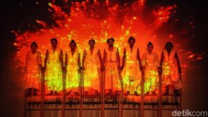 Wow, Ternyata Pentas Teater ' Under The Volcano ' Terinspirasi dari Budaya Minangkabau