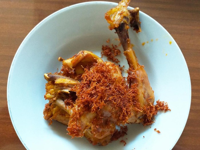 Inilah Resep Ayam Goreng Padang yang Renyah dan Bikin Ketagihan